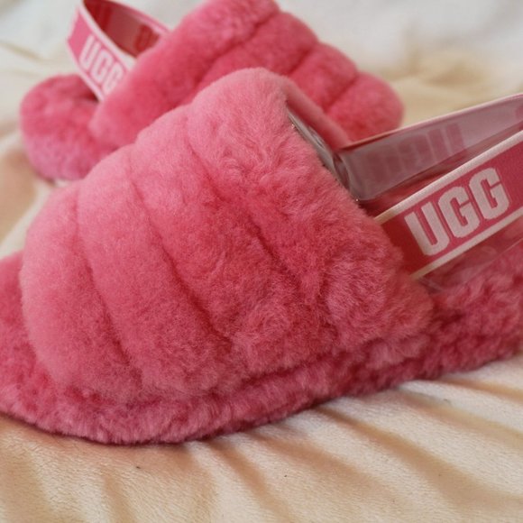 NIB UGG WOMEN'S FUZZ YEAH SLIDE SANDAL SLIPPERS PINK - Picture 3 of 7